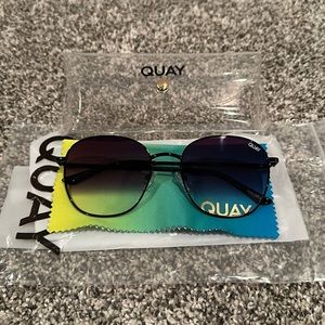 Quay Jezabell Black/Smoke Polarized Sunglasses